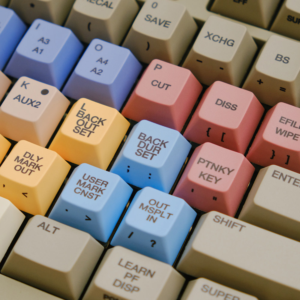 FBB أغطية المفاتيح S9000 ريترو - مراجعة Retro Gaming Keyboard وسعره