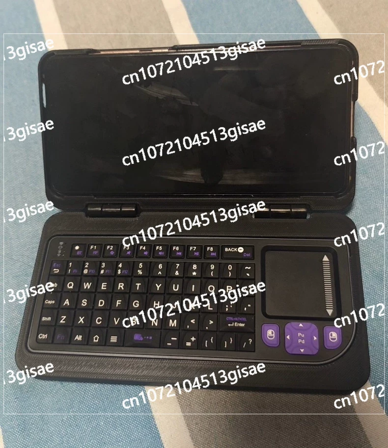 جهاز كمبيوتر محمول بشاشة 6 بوص - مراجعة Retro Gaming Keyboard وسعره